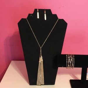 Rose gold necklace set